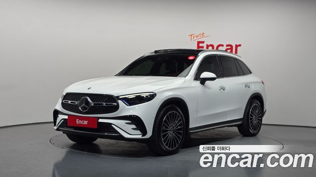 Mercedes-Benz GLC-Class GLC300 4MATIC AMG Line — пробег 11 322 км — фото 1 из 5