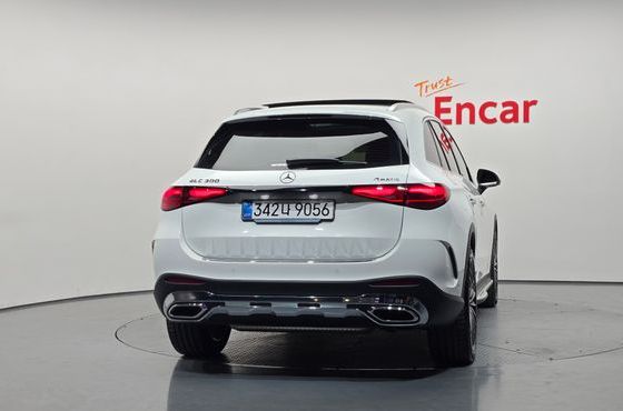 Mercedes-Benz GLC-Class GLC300 4MATIC AMG Line — пробег 11 322 км — фото 4 из 5