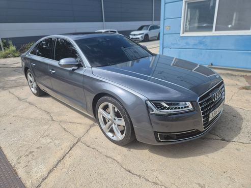 Audi A8 50 TDI Quattro D4 — пробег 185 000 км — фото 1 из 5