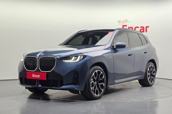 BMW X3 xDrive 20 M Sport Pro — пробег 9 943 км — фото 1 из 5