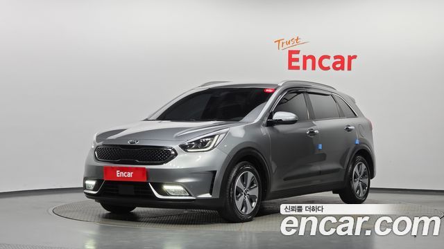 Kia Niro Noblesse — пробег 96 229 км — фото 1 из 5