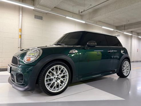 Mini Cooper JCW 2nd Generation — пробег 35 000 км — фото 1 из 5