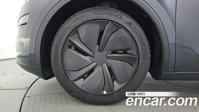 Tesla Model Y Premium Long Range AWD — пробег 3 143 км — фото 5 из 5