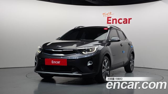 Kia Stonic из Кореи Encar