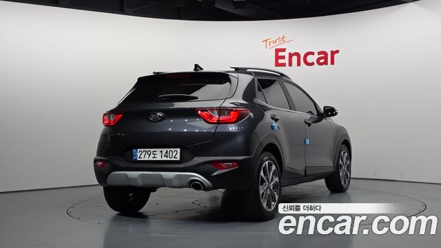 Kia Stonic из Кореи Encar