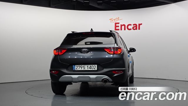 Kia Stonic из Кореи Encar
