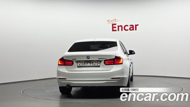 BMW 3-Series 320d xDrive — пробег 118 000 км — фото 4 из 5