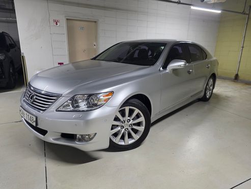 Lexus LS 5-seats Ottoman — пробег 190 000 км — фото 1 из 5
