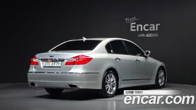 Hyundai Genesis из Кореи Encar