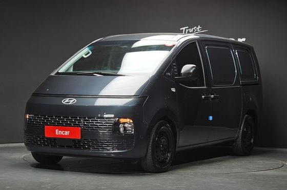 Hyundai Staria Cargo 3-Seater Smart — пробег 68 164 км — фото 1 из 5