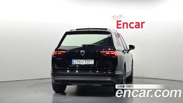 Volkswagen Tiguan из Кореи Encar