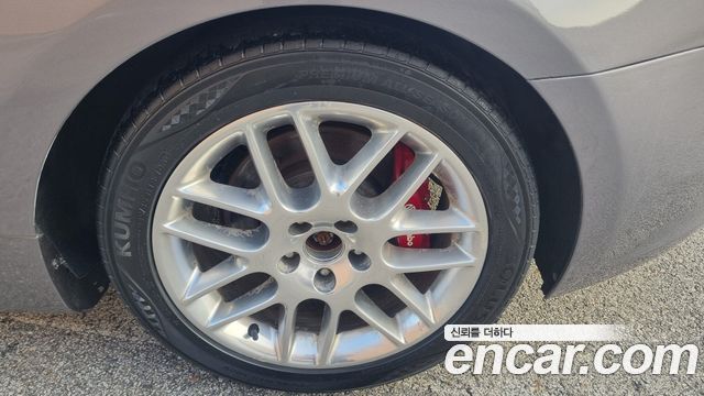 Hyundai Genesis из Кореи Encar