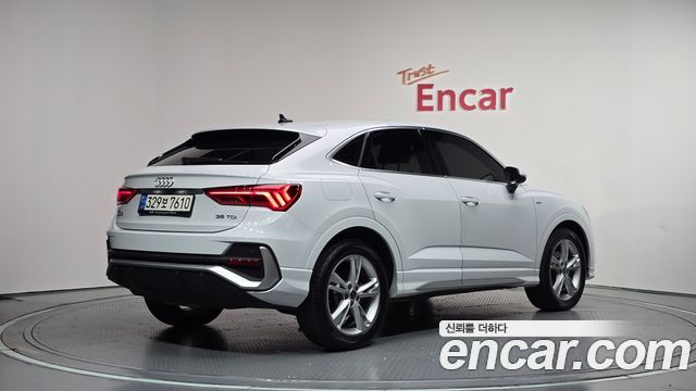 Audi Q3 35 TDI Premium Sportback — пробег 28 772 км — фото 2 из 5