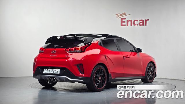 Hyundai Veloster 1.6 Turbo Sport Core — пробег 75 263 км — фото 2 из 5