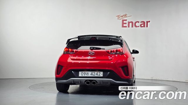 Hyundai Veloster 1.6 Turbo Sport Core — пробег 75 263 км — фото 4 из 5