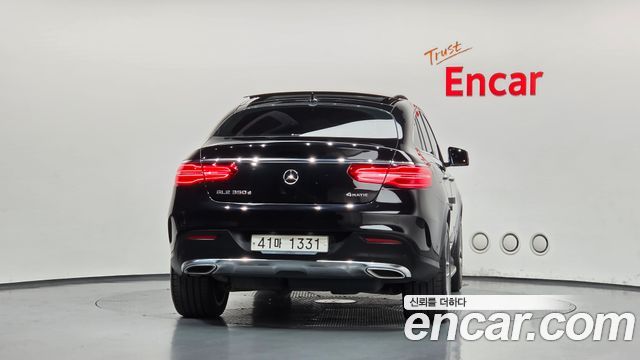 Mercedes-Benz GLE-Class GLE350 d 4MATIC Coupe — пробег 111 782 км — фото 4 из 5