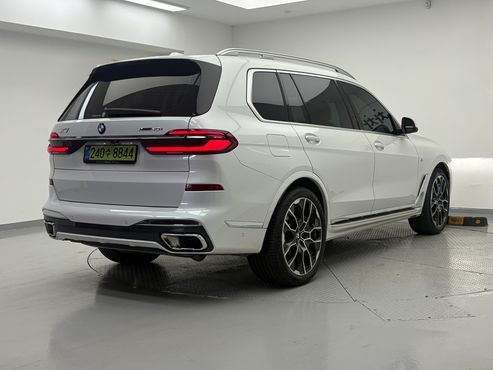 BMW X7 xDrive 40i M Sport 6STR — пробег 14 138 км — фото 4 из 5