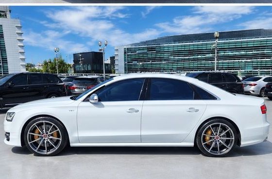 Audi S8 4.0 TFSI quattro D4 — пробег 79 000 км — фото 3 из 5