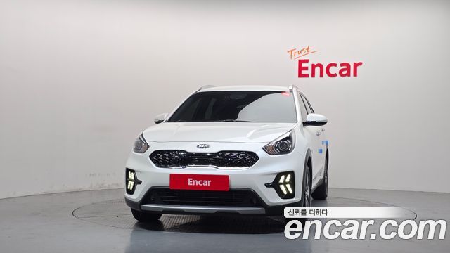 Kia Niro 1.6 HEV Prestige — пробег 79 935 км — фото 3 из 5