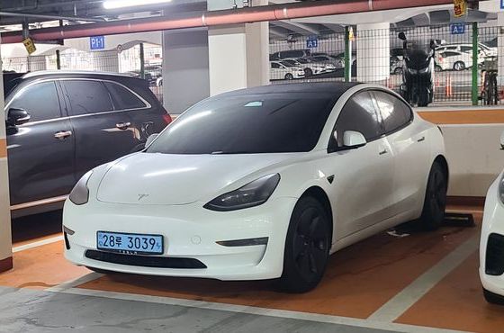 Tesla Model 3 Long Range AWD — пробег 89 000 км — фото 1 из 5
