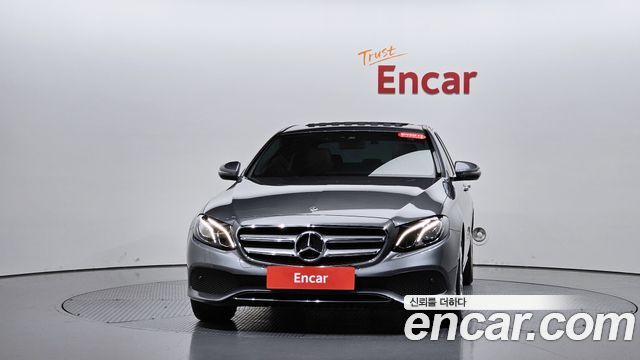 Mercedes-Benz E-Class из Кореи Encar