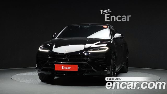 Lamborghini Urus из Кореи Encar
