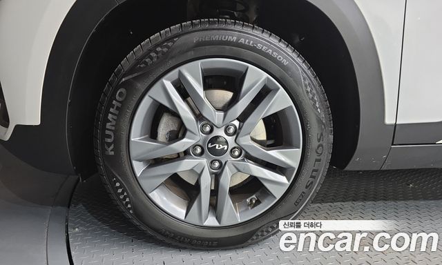 Kia Seltos из Кореи Encar
