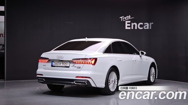 Audi A6 45 TFSI Quattro Premium — пробег 67 063 км — фото 2 из 5