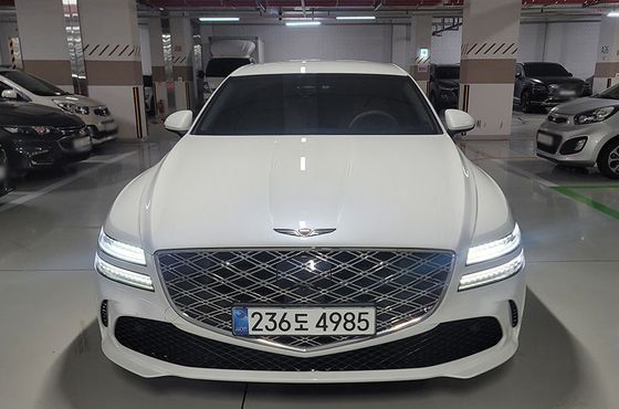 Genesis G80 Gasoline 2.5 Turbo 2WD — пробег 18 393 км — фото 1 из 5