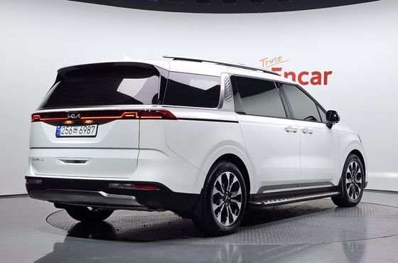 Kia Carnival Diesel 9-Seater Signature — пробег 25 932 км — фото 2 из 5