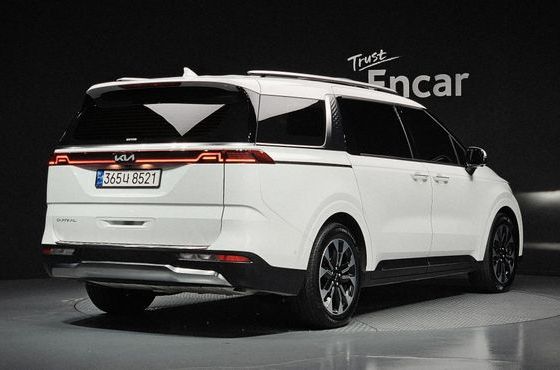 Kia Carnival Gasoline 9-Seater Signature — пробег 34 578 км — фото 2 из 5