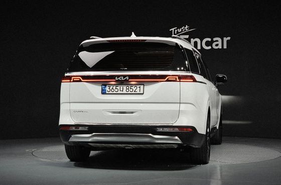Kia Carnival Gasoline 9-Seater Signature — пробег 34 578 км — фото 4 из 5