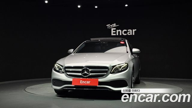 Mercedes-Benz E-Class из Кореи Encar