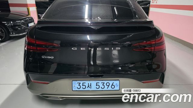 Genesis GV60 Standard — пробег 28 798 км — фото 4 из 5