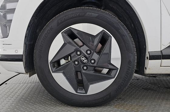 Hyundai Kona Long Range Premium — пробег 49 334 км — фото 5 из 5