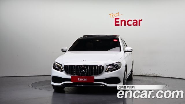 Mercedes-Benz E-Class E300 Avantgarde — пробег 85 093 км — фото 3 из 5