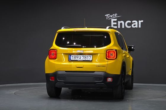 Jeep Renegade 1.3 Limited — пробег 25 271 км — фото 4 из 5