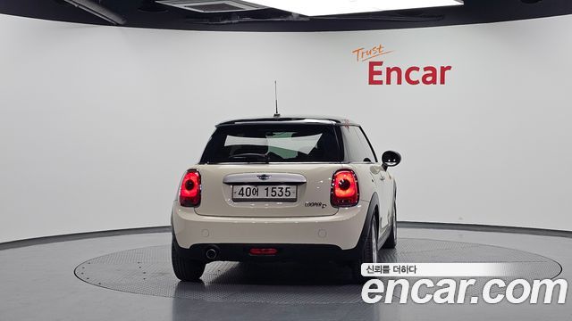 Mini Cooper Standard 3rd — пробег 91 613 км — фото 4 из 5