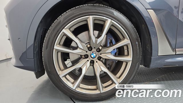 BMW X7 M50i 6STR — пробег 70 008 км — фото 5 из 5