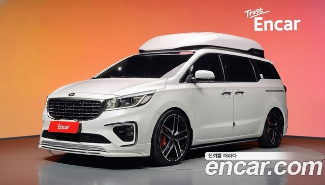 Kia Carnival Gasoline 9-seater Limousine(Special vehicle) — пробег 34 053 км — фото 1 из 5