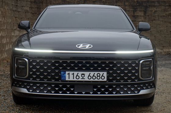 Hyundai Grandeur 2,5 Gasoline 2WD Premium — пробег 23 000 км — фото 1 из 5