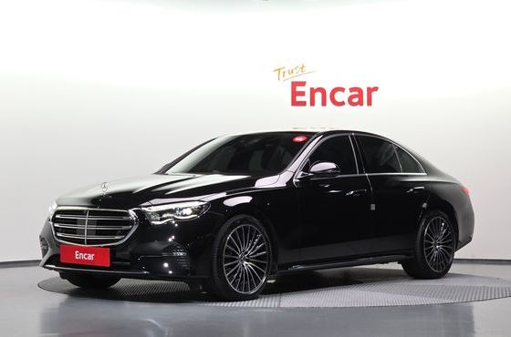 Mercedes-Benz E-Class E450 4MATIC Exclusive — пробег 11 446 км — фото 1 из 5