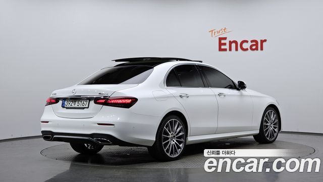 Mercedes-Benz E-Class из Кореи Encar