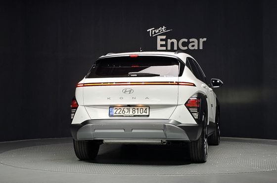 Hyundai Kona Gasoline 2.0 2WD Inspiration — пробег 10 482 км — фото 4 из 5
