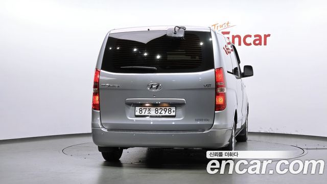 Hyundai Starex 5-Seater VAN CVX Premium — пробег 127 959 км — фото 4 из 5