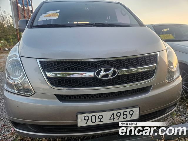 Hyundai Starex 5-Seater VAN CVX Deluxe — пробег 237 950 км — фото 2 из 5
