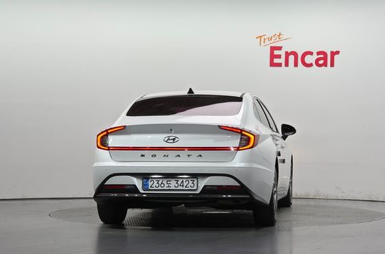 Hyundai Sonata 2.0 Smart — пробег 109 008 км — фото 4 из 5
