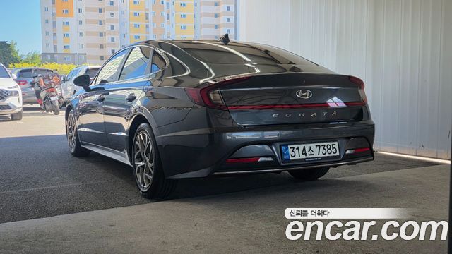Hyundai Sonata 2.0 Premium Family — пробег 60 501 км — фото 2 из 5