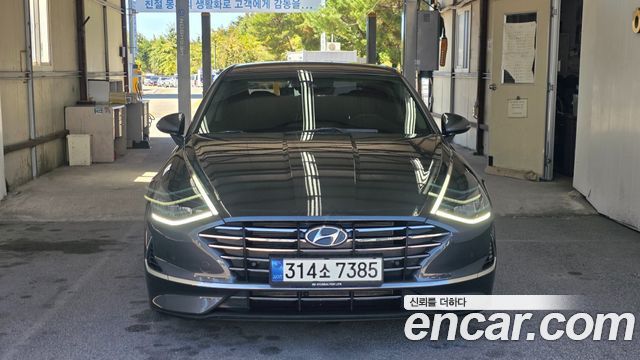 Hyundai Sonata 2.0 Premium Family — пробег 60 501 км — фото 3 из 5