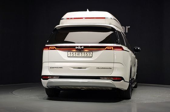 Kia Carnival Gasoline 7-Seater Hi-Limousine Signature — пробег 71 332 км — фото 4 из 5
